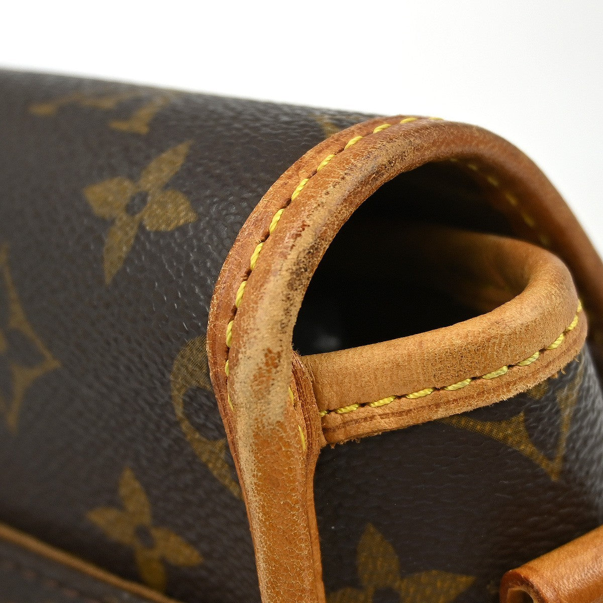 Louis Vuitton Sologne Handbag Monogram Canvas Brown Canvas Shoulder Bag Bag (Pre-Owned)
