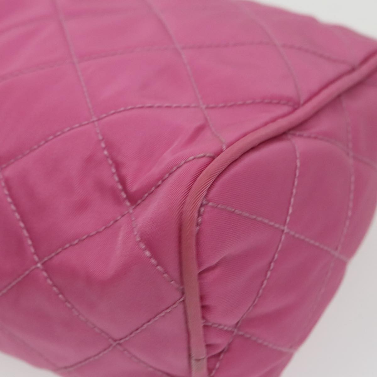 Prada Toiletry Pouch Tessuto Pink Nylon Clutche & Pouche Bag (Pre-Owned)
