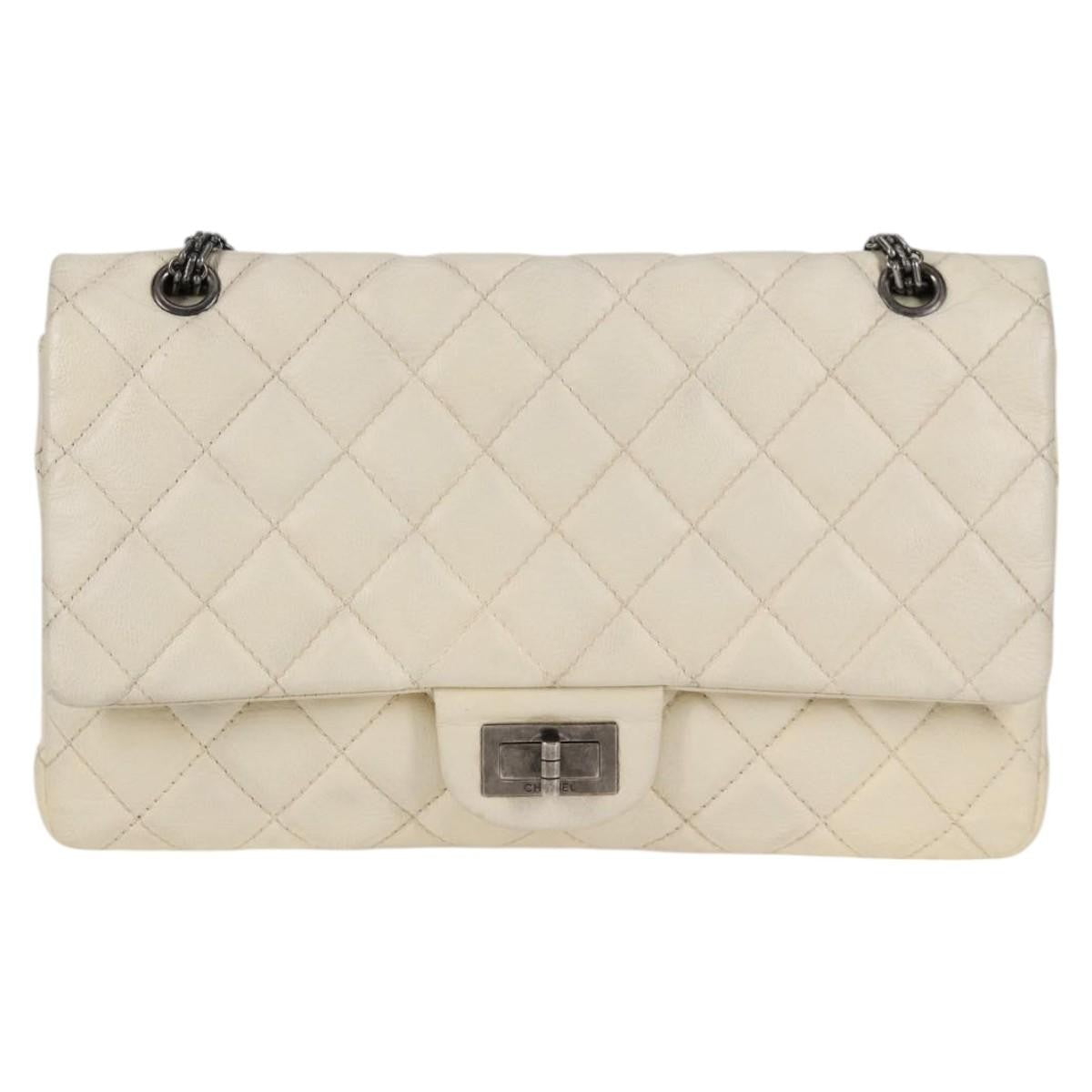 Chanel Reissue 2.55 Flap Bag Quilted Caviar White Leather Shoulder Bag Bag (Pre-Owned)