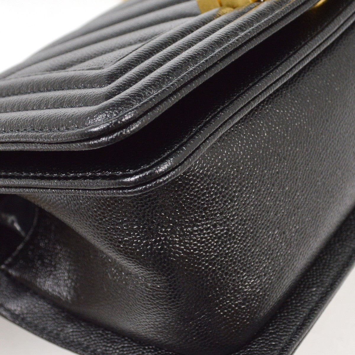 Chanel Boy Flap Bag Chevron Caviar Black Leather Shoulder Bag Bag (Pre-Owned)