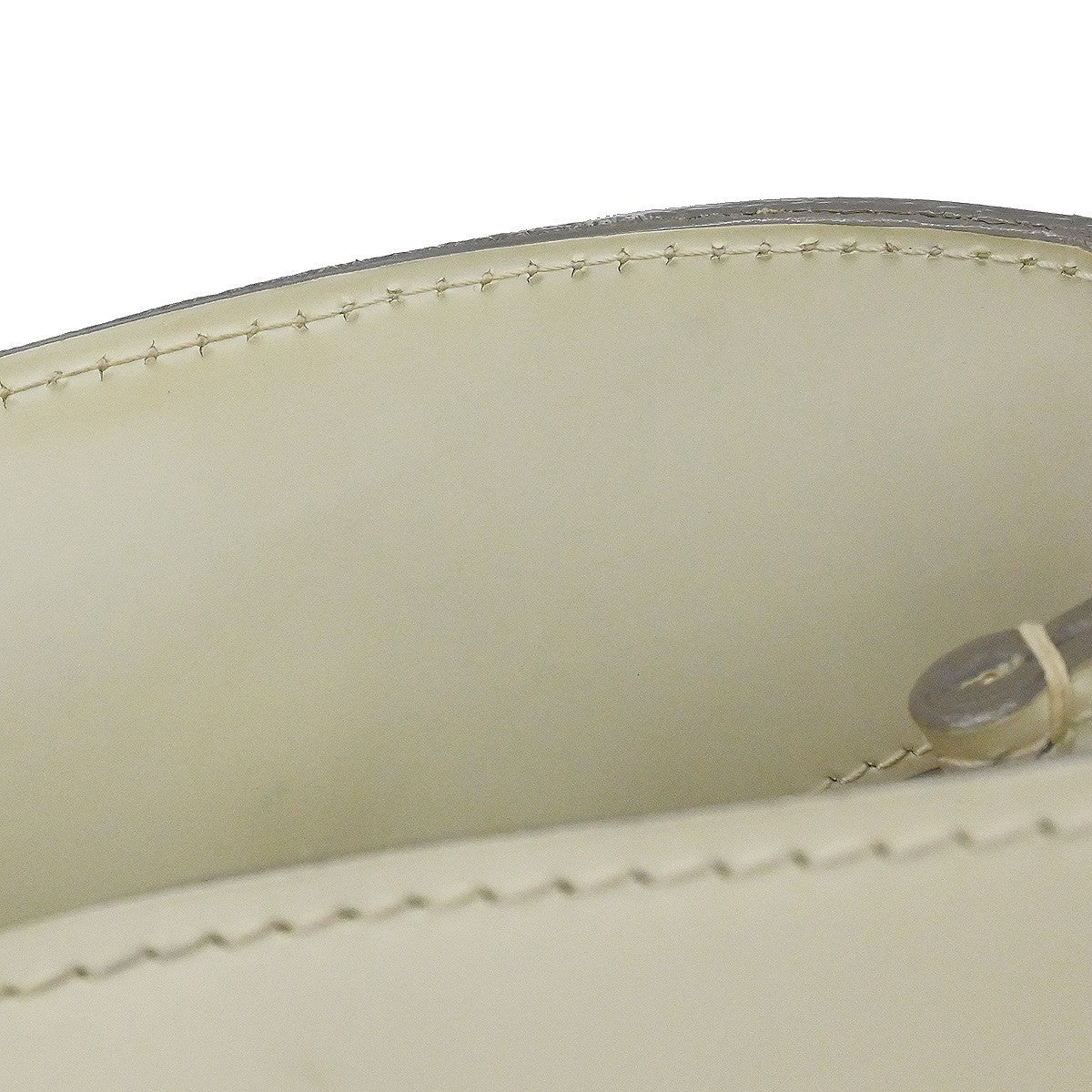 Louis Vuitton Passy Tote Epi Leather White Leather Handbag (Pre-Owned)