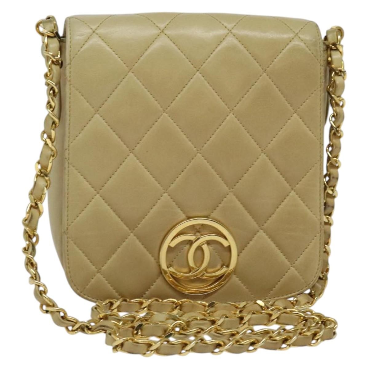 Chanel Vintage Cc Chain Flap Bag Quilted Lambskin Beige Leather Shoulder Bag Bag (Pre-Owned)
