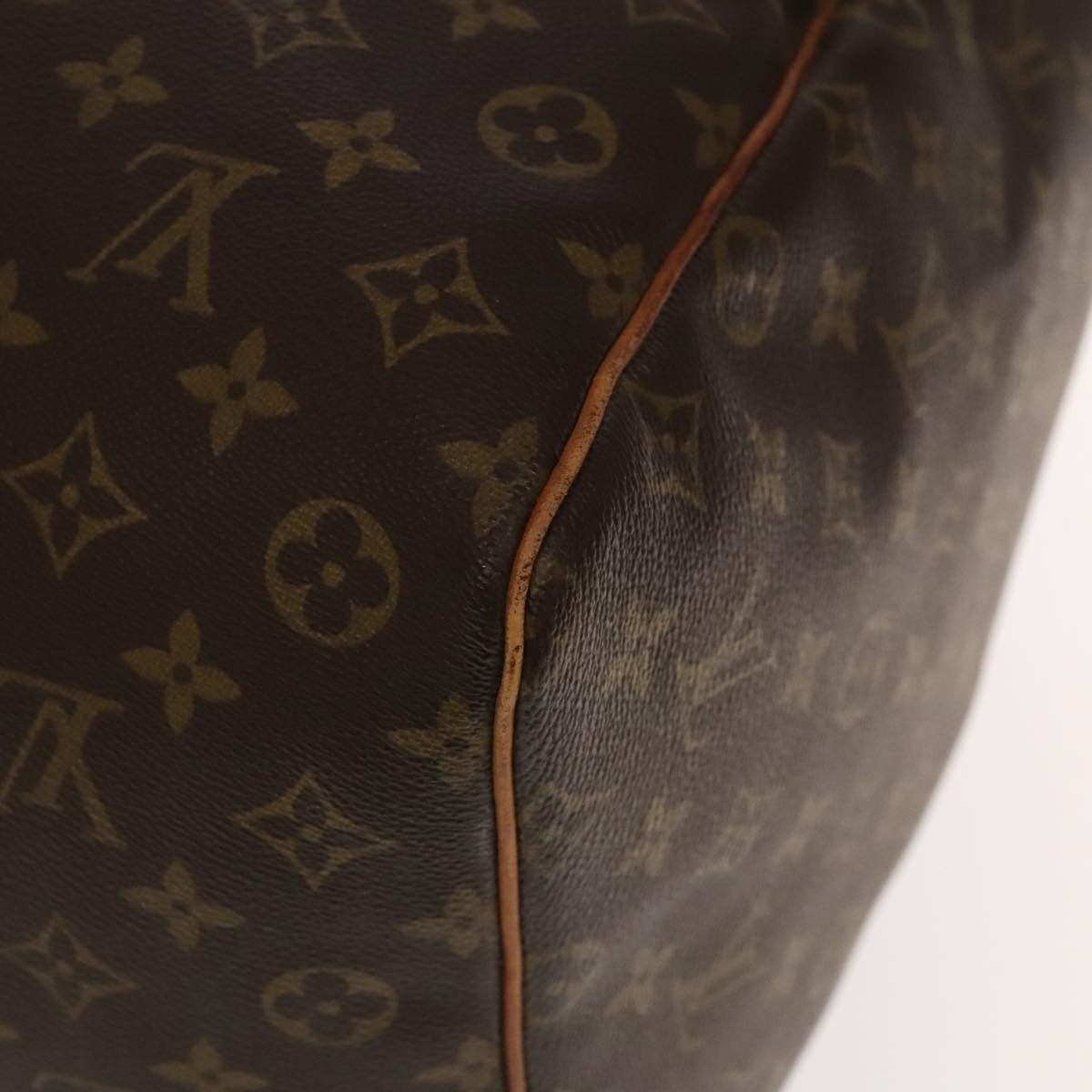 Louis Vuitton Keepall Bag Monogram Canvas Brown Canvas Travel Bag Bag (Pre-Owned)