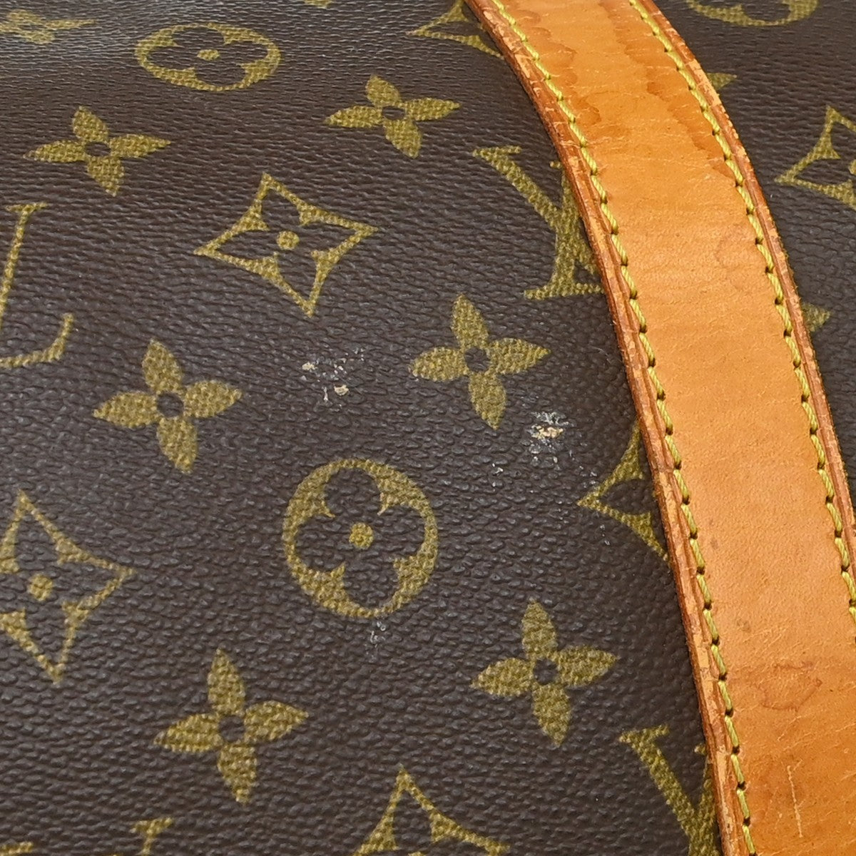 Louis Vuitton Keepall Bandouliere Bag Monogram Canvas Brown Canvas Travel Bag Bag (Pre-Owned)