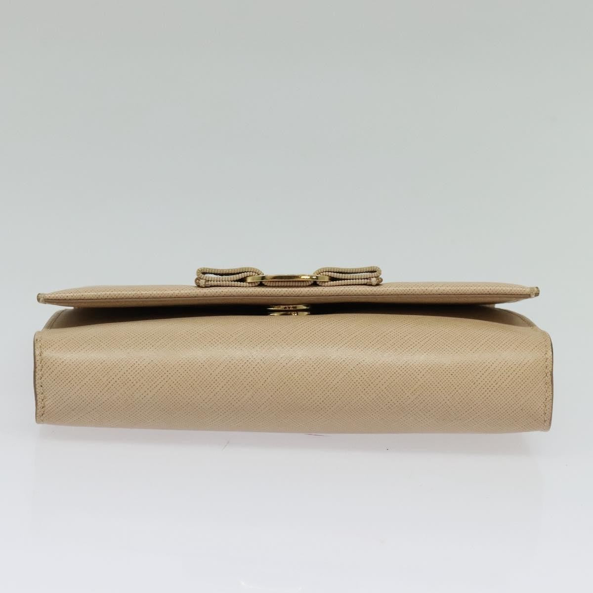 Salvatore Ferragamo Ginny Crossbody Bag Leather Beige Leather Shoulder Bag Bag (Pre-Owned)