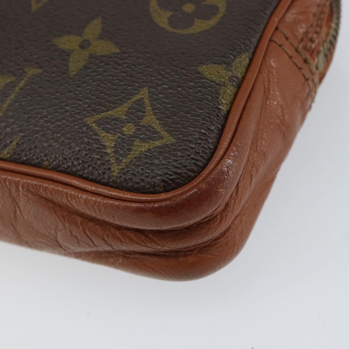 Louis Vuitton Pochette Sports Monogram Canvas Brown Canvas Clutche & Pouche Bag (Pre-Owned)