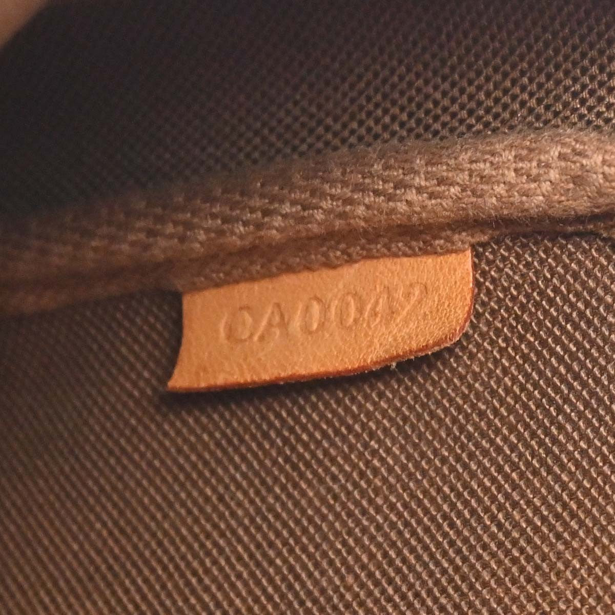 Louis Vuitton Pochette Accessoires Nm Monogram Canvas Brown Canvas Clutche & Pouche Bag (Pre-Owned)