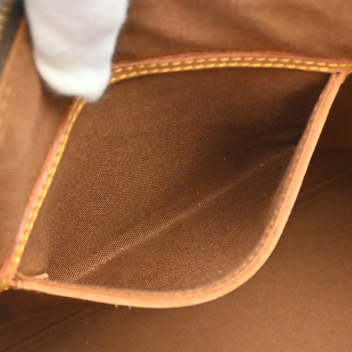 Louis Vuitton Alma Handbag Monogram Canvas Brown Canvas Handbag (Pre-Owned)