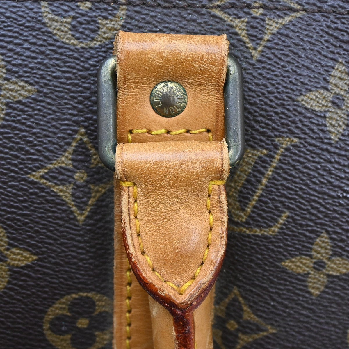 Louis Vuitton Keepall Bag Monogram Canvas Brown Canvas Travel Bag Bag (Pre-Owned)