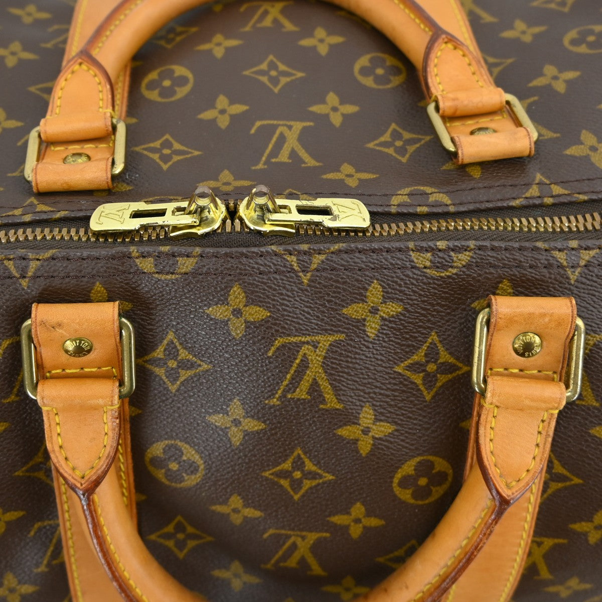 Louis Vuitton Keepall Bag Monogram Canvas Brown Canvas Travel Bag Bag (Pre-Owned)