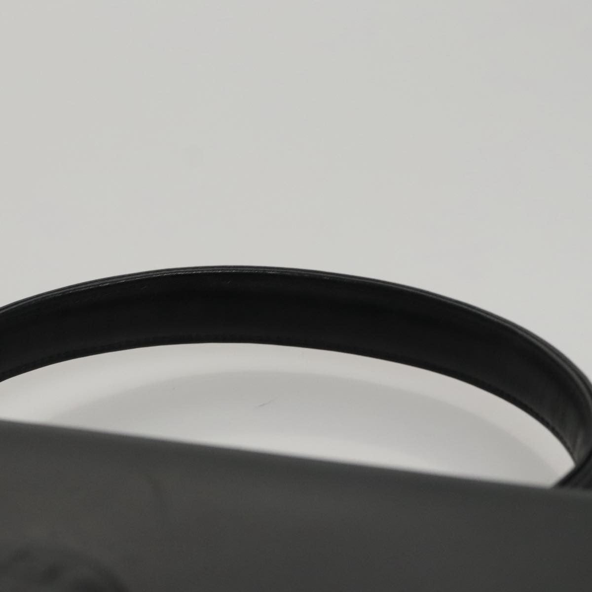 Givenchy Vintage 4G Handbag Leather Black Leather Handbag (Pre-Owned)