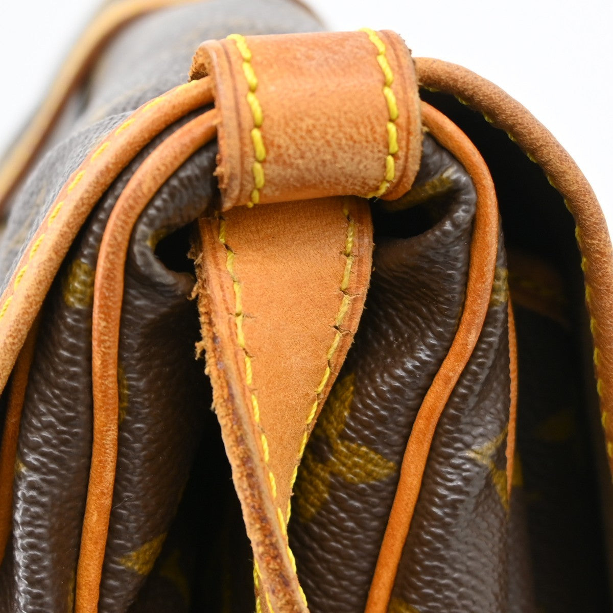Louis Vuitton Saumur Handbag Monogram Canvas Brown Canvas Shoulder Bag Bag (Pre-Owned)