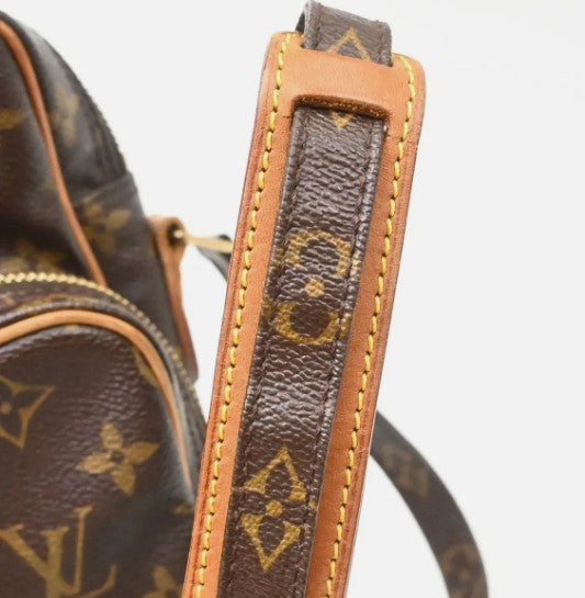 Louis Vuitton Amazone Monogram Canvas Brown Canvas Shoulder Bag Bag (Pre-Owned)