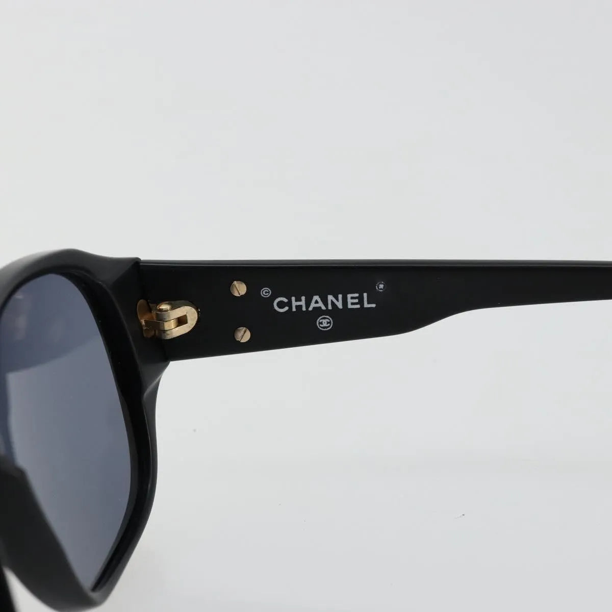 Chanel Logo Cc Sunglasses Plastic Black Plastic Sunglasse Accessory (Pre-Owned)