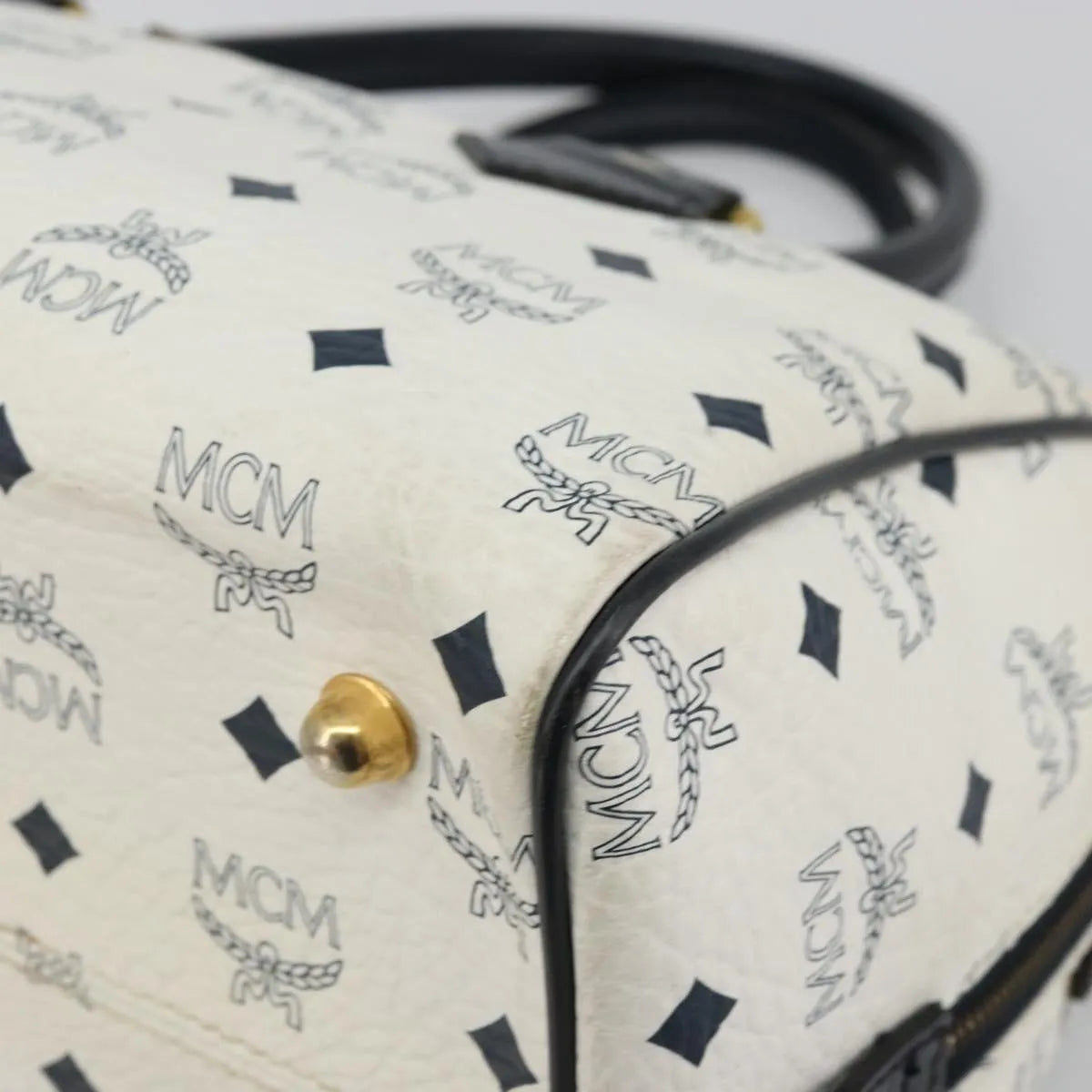 MCM Visetos Logogramme Leather White Leather Handbag (Pre-Owned)