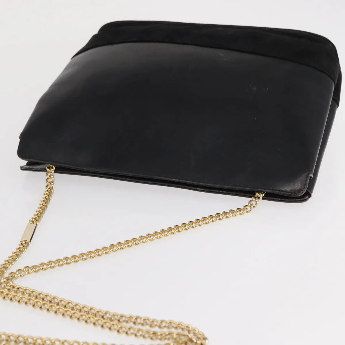 Salvatore Ferragamo Vintage Leather Black Leather Shoulder Bag Bag (Pre-Owned)