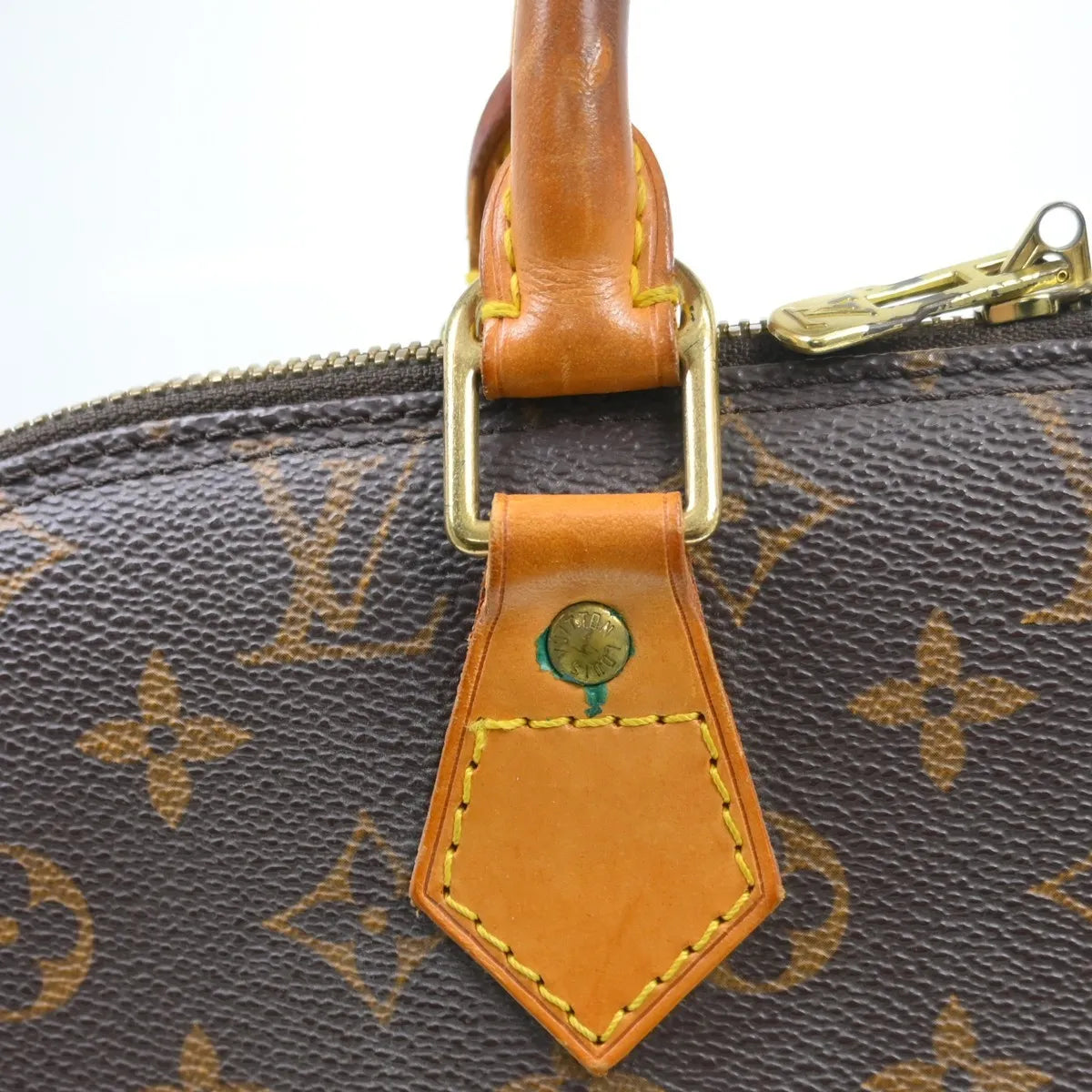 Louis Vuitton Alma Handbag Monogram Canvas Brown Canvas Handbag (Pre-Owned)