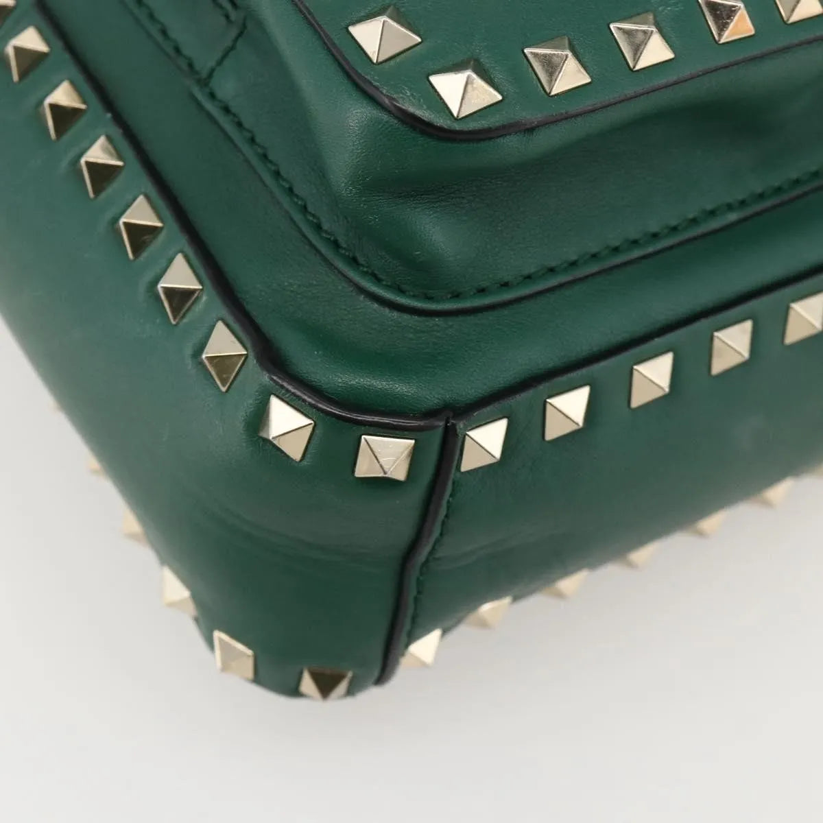 Valentino Garavani Rockstud Leather Green Leather Backpack Bag (Pre-Owned)