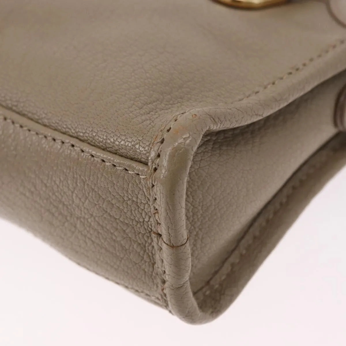 Balenciaga City Classic Studs Leather Beige Leather Handbag (Pre-Owned)