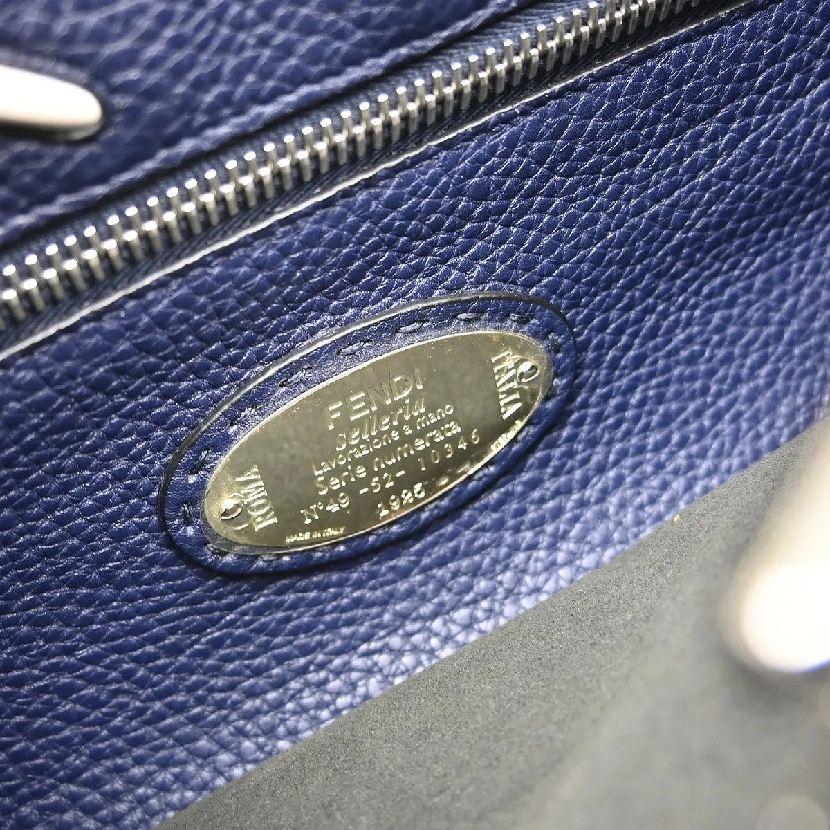 Fendi Selleria Peekaboo Fit Leather Navy Leather Handbag (Pre-Owned)