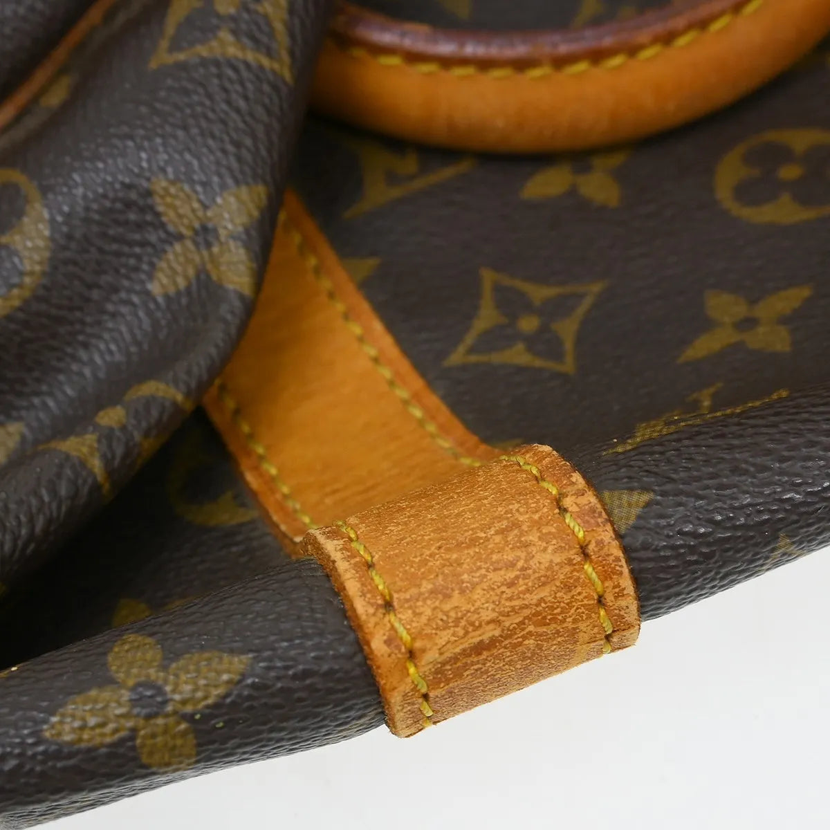 Louis Vuitton Keepall Bag Monogram Canvas Brown Canvas Travel Bag Bag (Pre-Owned)