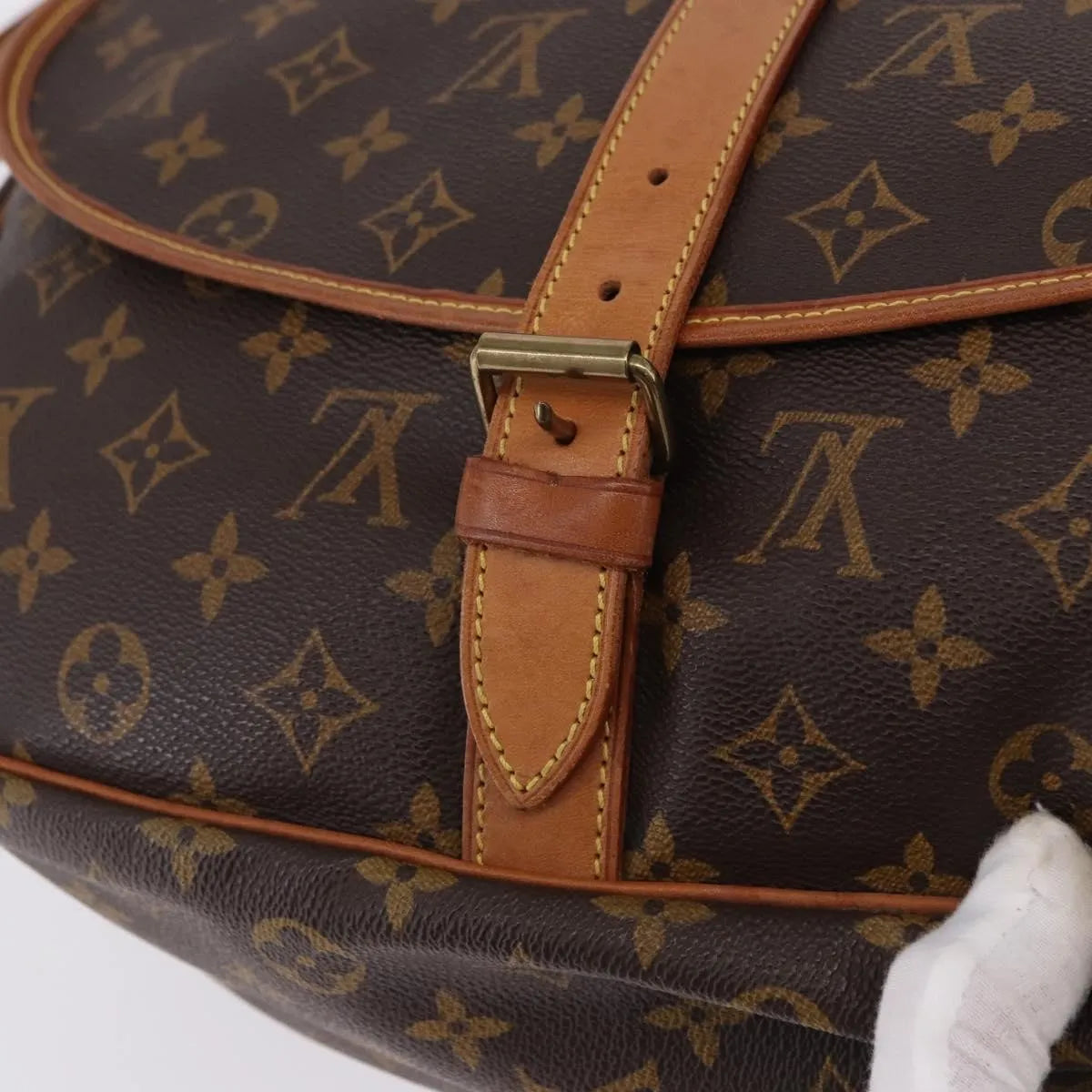 Louis Vuitton Saumur Monogram Brown Canvas Shoulder Bag Bag (Pre-Owned)