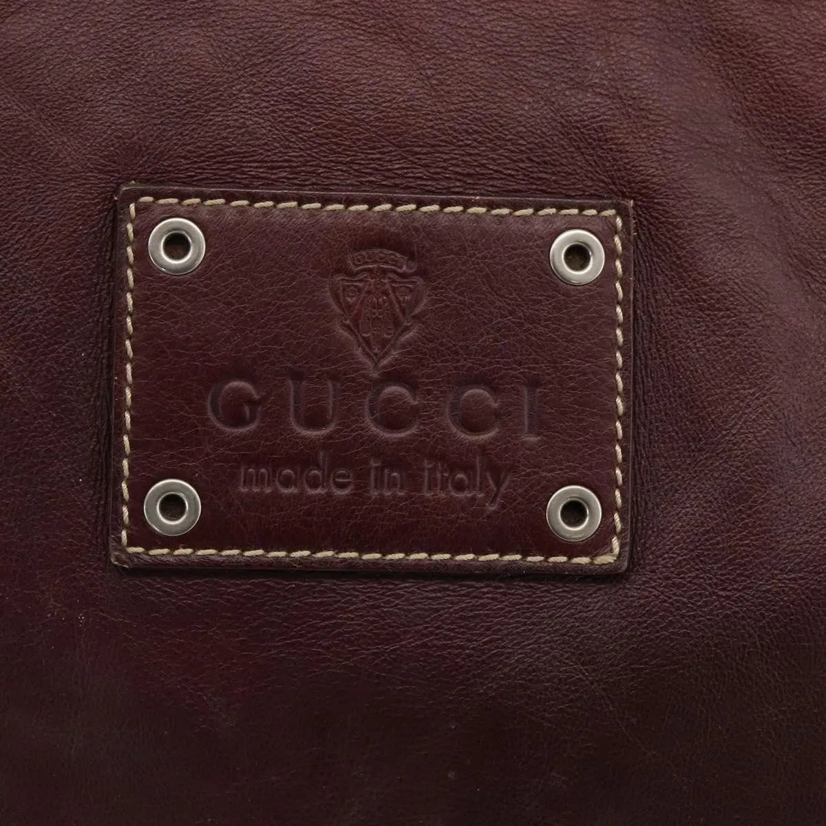 Gucci Logo Crest Messenger Leather Burgundy Leather Shoulder Bag Bag (Pre-Owned)