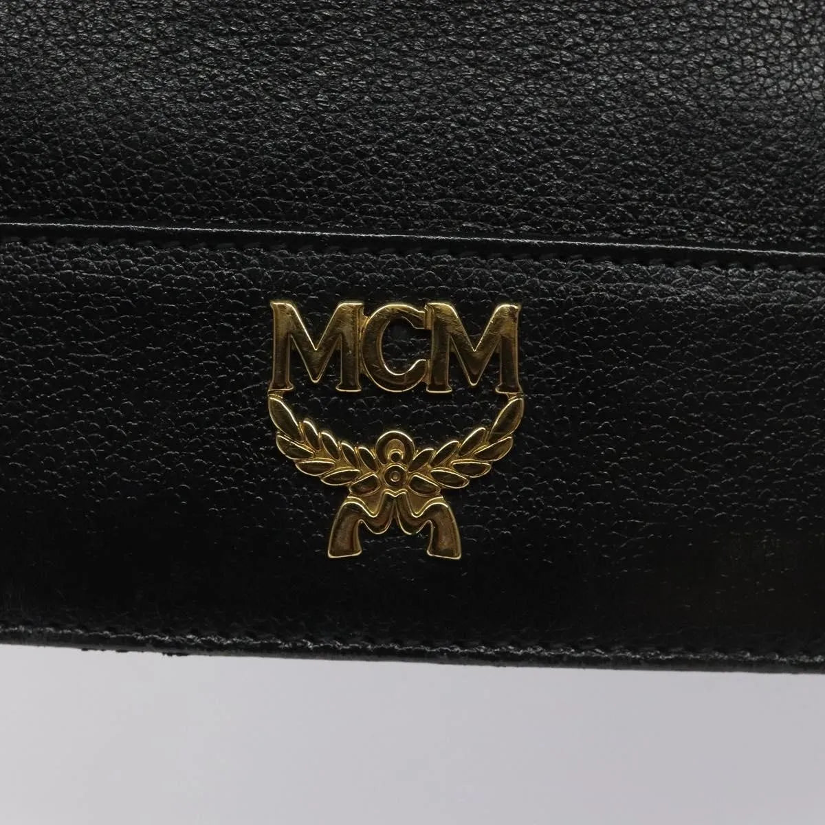 MCM Vintage Leather Black Leather Handbag (Pre-Owned)
