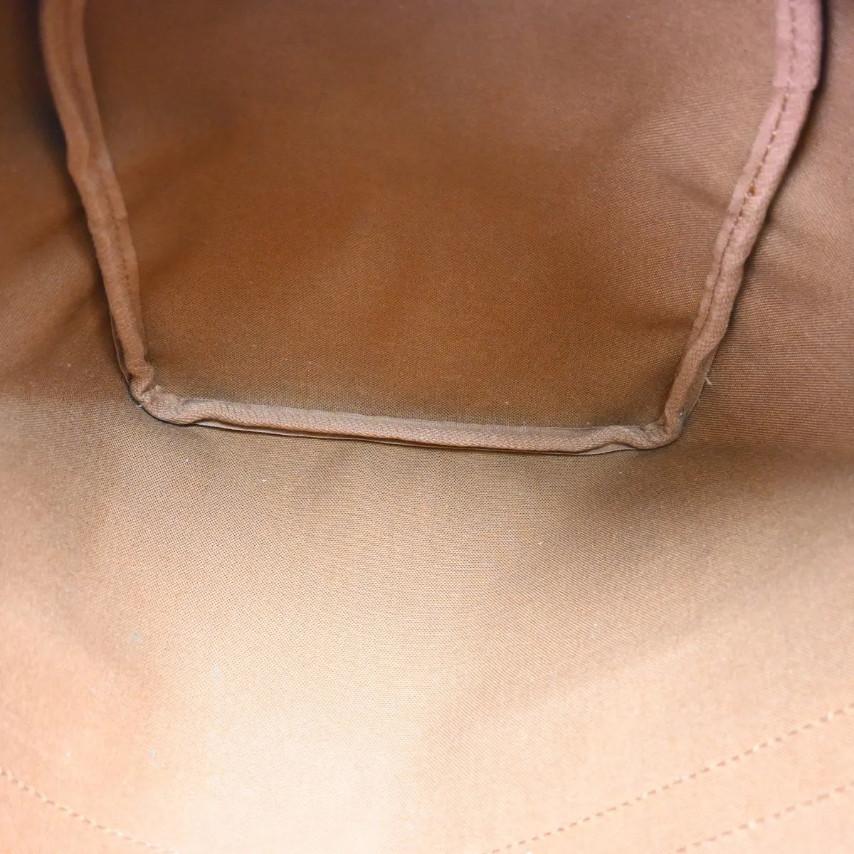 Louis Vuitton Keepall Monogram Canvas Brown Canvas Travel Bag Bag (Pre-Owned)