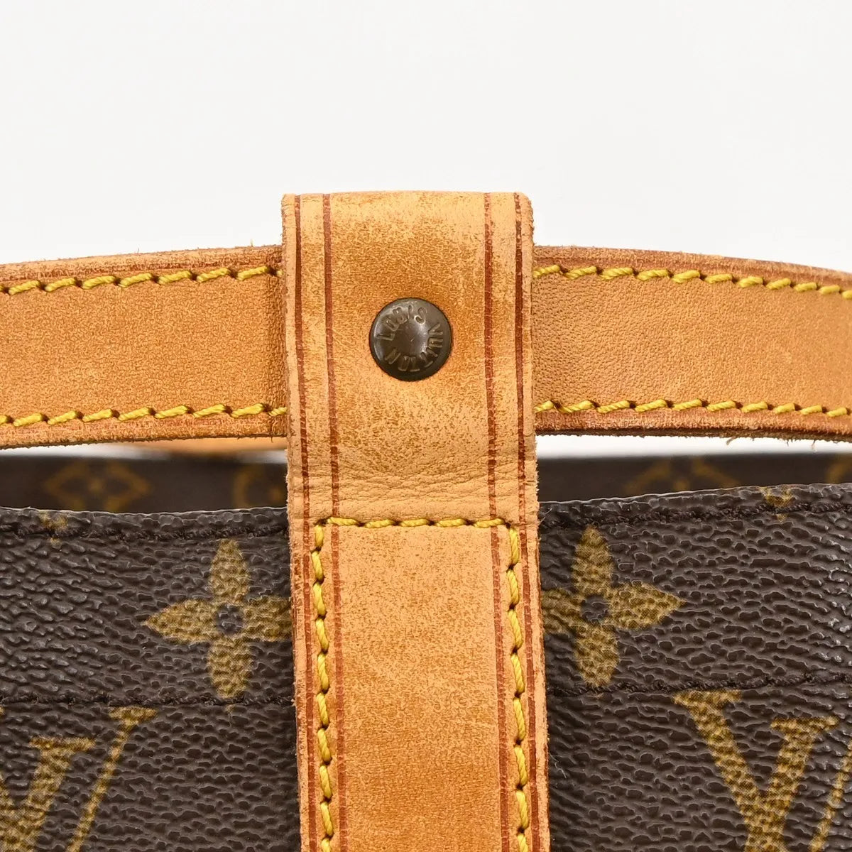 Louis Vuitton Randonnee Monogram Canvas Brown Canvas Shoulder Bag Bag (Pre-Owned)