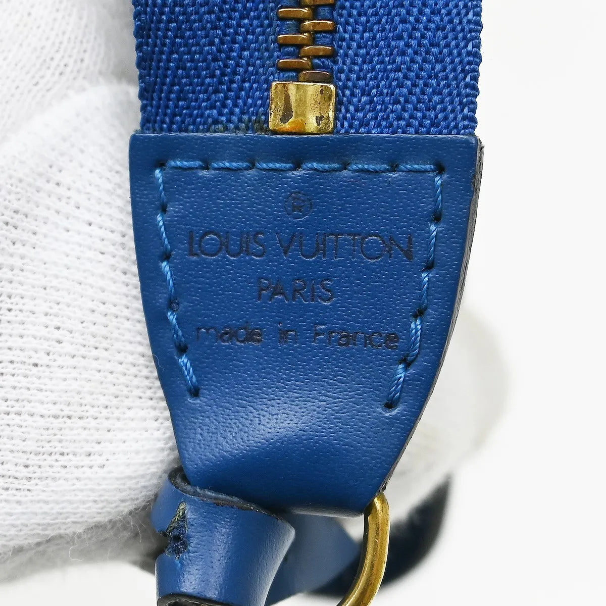 Louis Vuitton Pochette Accessoires Epi Leather Blue Leather Clutche & Pouche Bag (Pre-Owned)