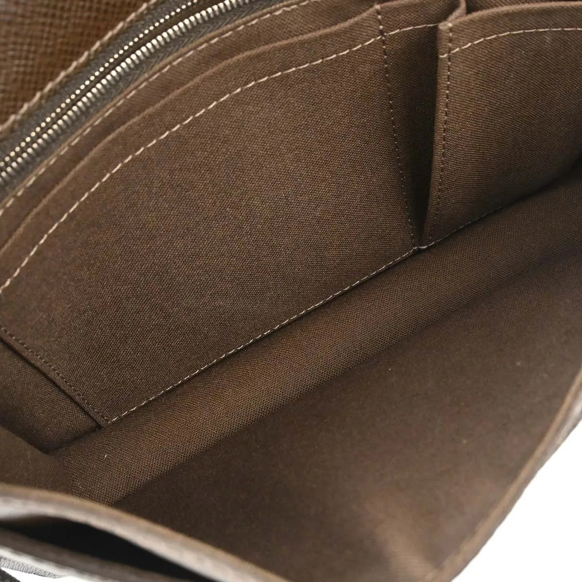Louis Vuitton Belaia Clutch Taiga Leather Brown Leather Clutche & Pouche Bag (Pre-Owned)