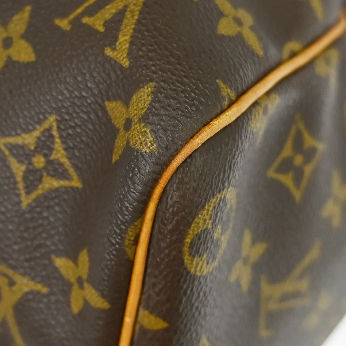 Louis Vuitton Keepall Monogram Canvas Brown Canvas Travel Bag Bag (Pre-Owned)