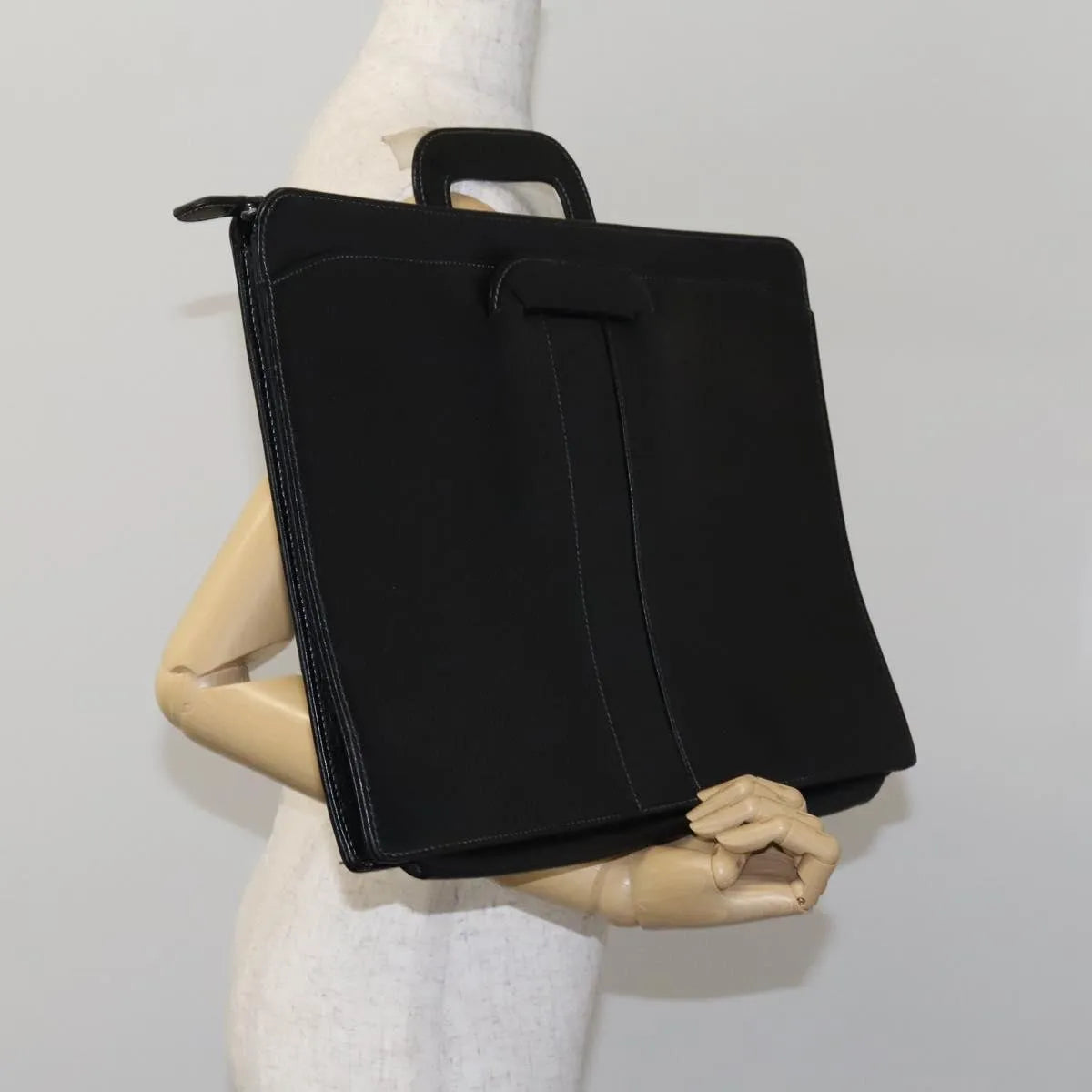 Burberry Vintage Leather Black Leather Briefcase Bag (Pre-Owned)