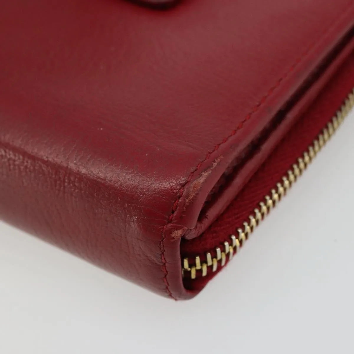 Saint Laurent Zipped Bifold Leather Red Leather Wallets Accessory (Pre-Owned)
