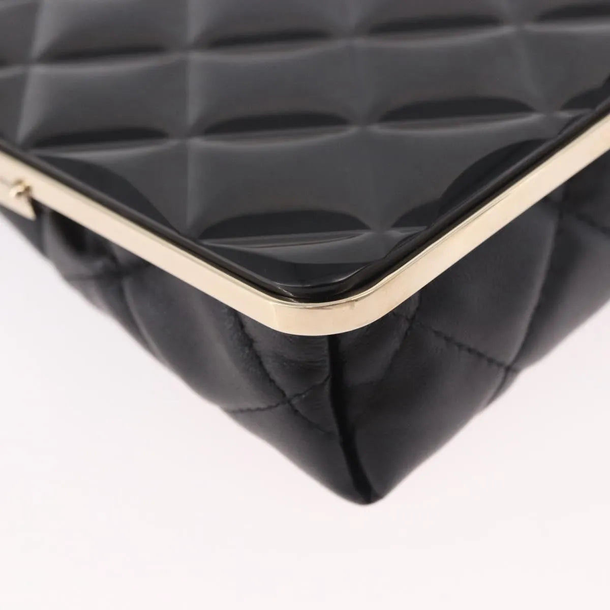 Chanel Cc Frame Clutch With Chain Quilted Lambskin And Plexiglass Black Leather Clutche & Pouche Bag (Pre-Owned)