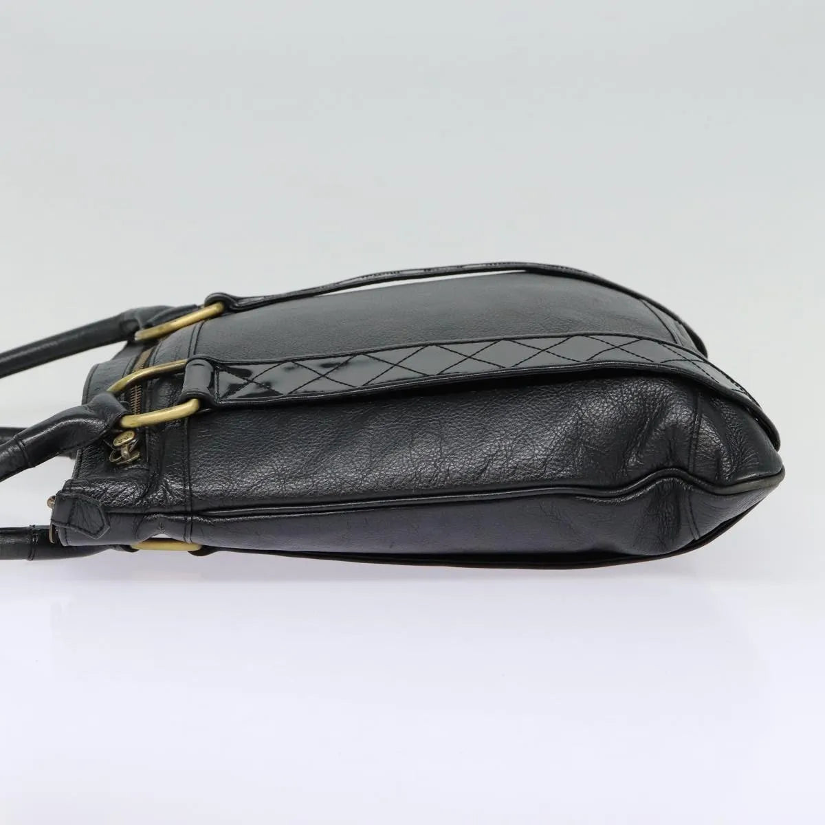 Burberry Vintage Leather Black Leather Shoulder Bag Bag (Pre-Owned)
