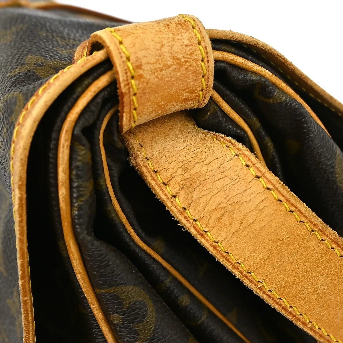 Louis Vuitton Saumur Monogram Canvas Brown Canvas Shoulder Bag Bag (Pre-Owned)