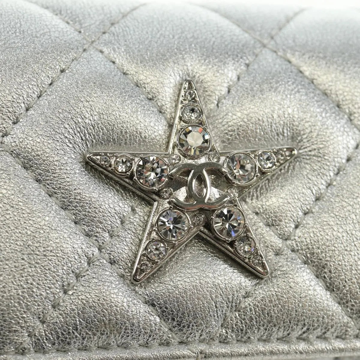 Chanel Cc Star Flap Chain Belt Quilted Lambskin Silver Leather Clutche & Pouche Bag (Pre-Owned)