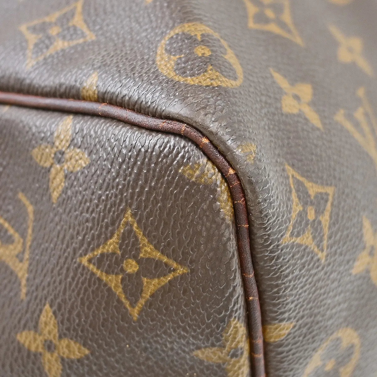 Louis Vuitton Keepall Monogram Canvas Brown Canvas Travel Bag Bag (Pre-Owned)