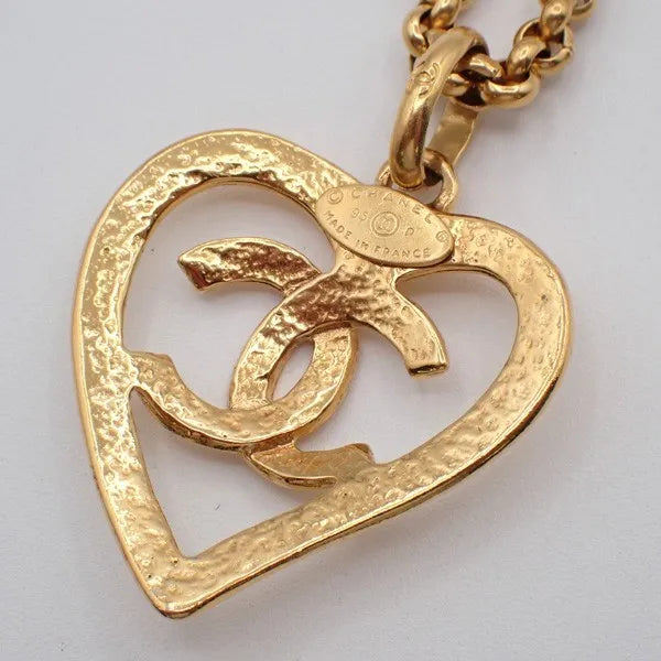 Chanel Vintage Cc Heart Pendant Long Metal Gold Gold_Plated Necklace Jewelry (Pre-Owned)