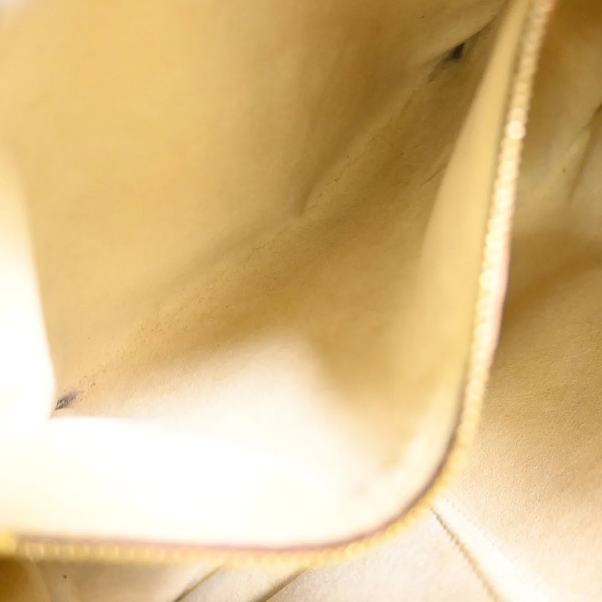 Louis Vuitton Monogram Looping Monogram Canvas Brown Canvas Shoulder Bag Bag (Pre-Owned)