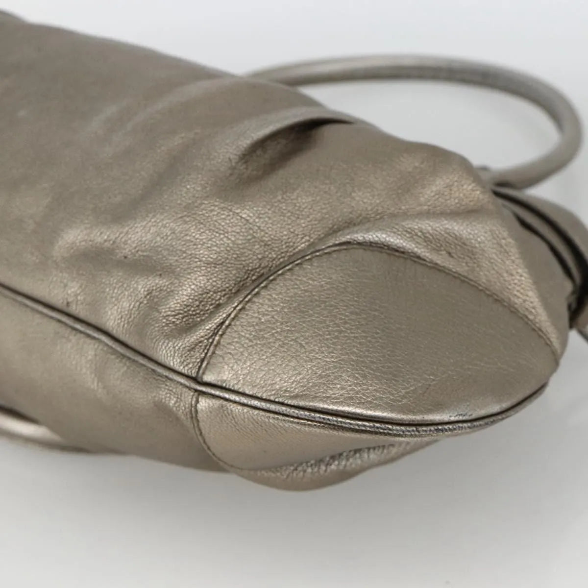 Salvatore Ferragamo Gancini Leather Silver Leather Handbag (Pre-Owned)