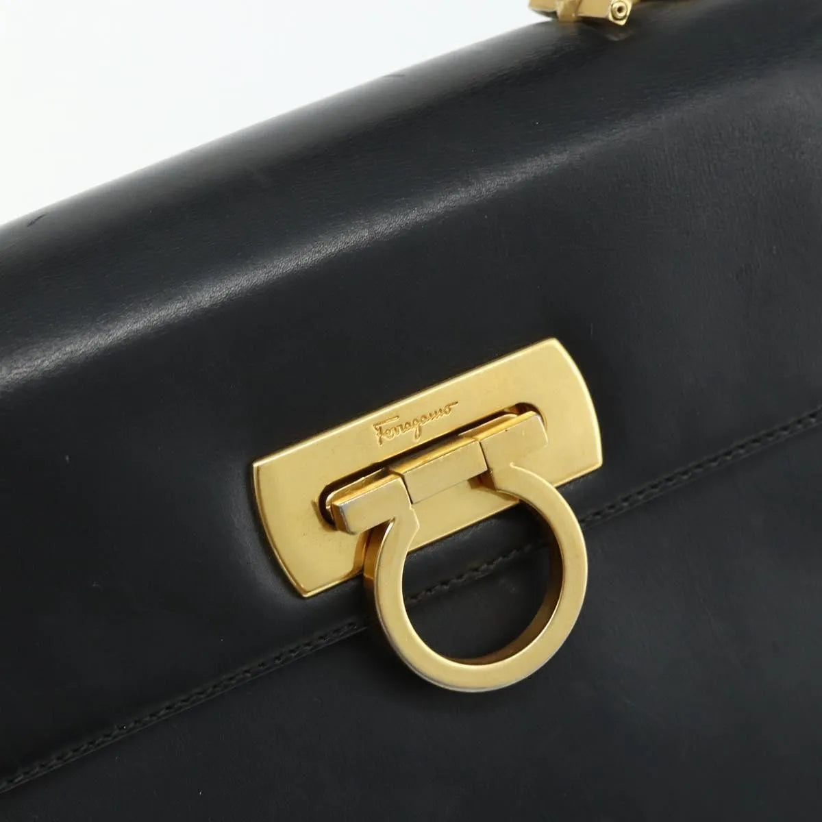 Salvatore Ferragamo Gancini Leather Black Leather Handbag (Pre-Owned)