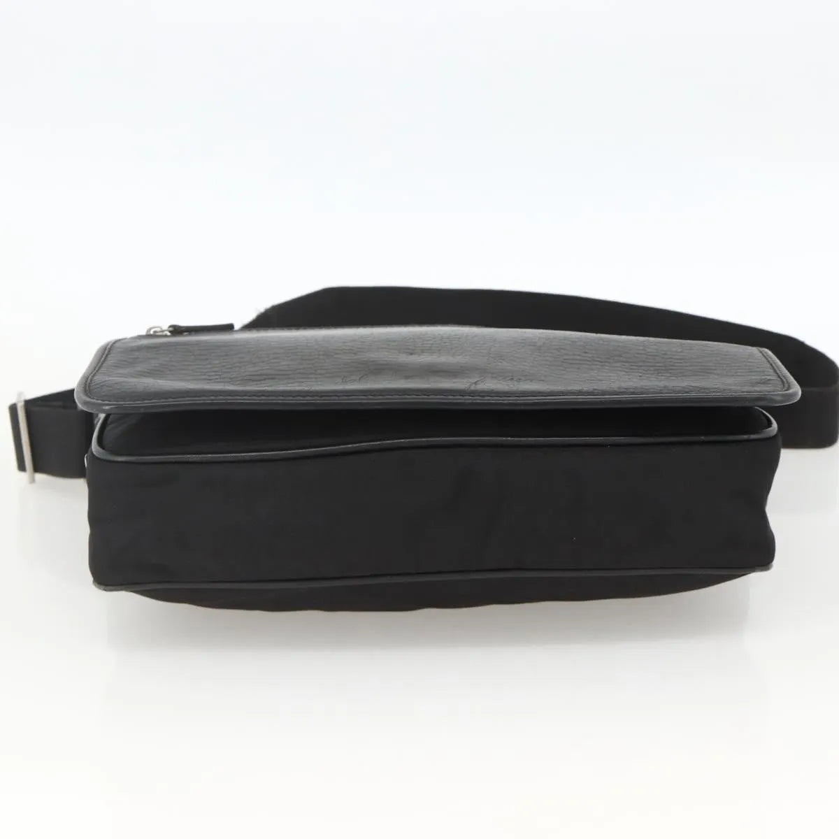 Salvatore Ferragamo Vintage Leather Black Nylon Shoulder Bag Bag (Pre-Owned)