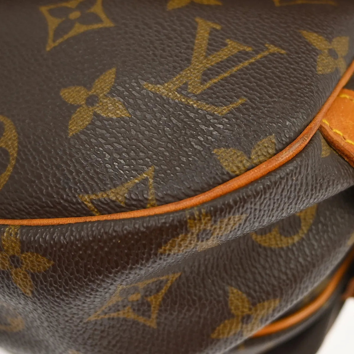 Louis Vuitton Saumur Monogram Canvas Brown Canvas Shoulder Bag Bag (Pre-Owned)