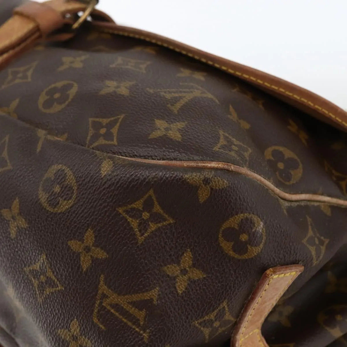 Louis Vuitton Saumur Monogram Canvas Multicolour Canvas Shoulder Bag Bag (Pre-Owned)