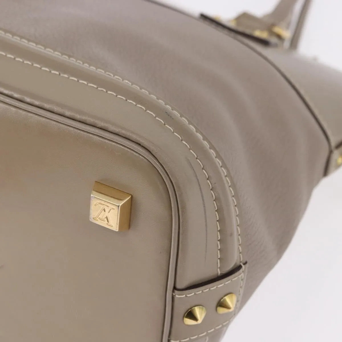 Louis Vuitton Suhali Lockit Leather Gray Leather Handbag (Pre-Owned)