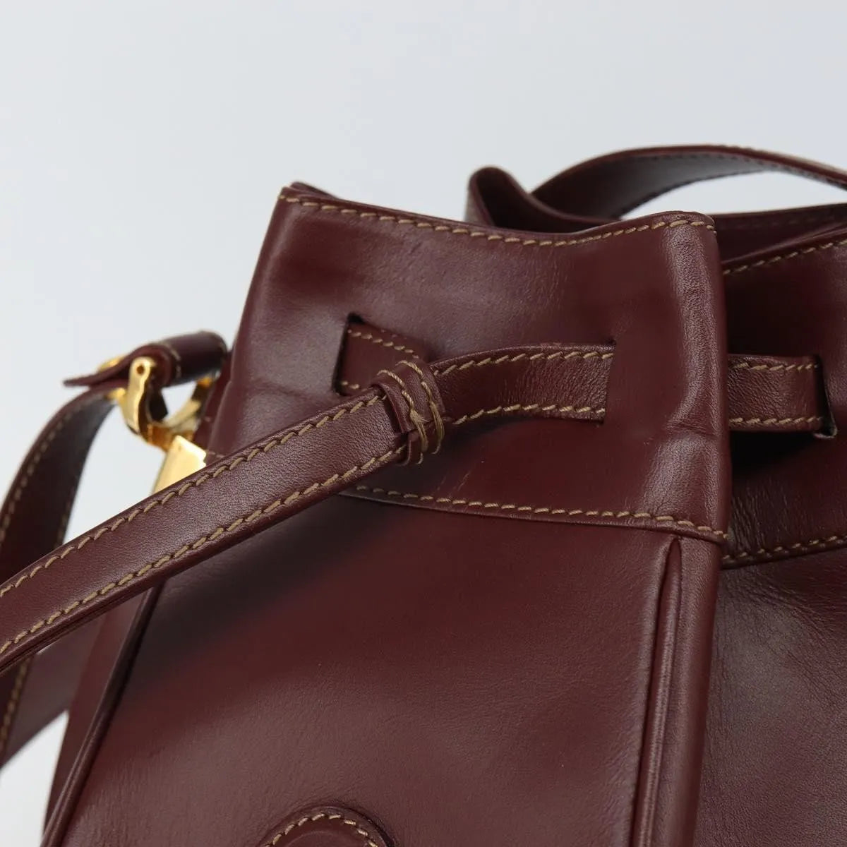 Cartier Must De Cartier Leather Burgundy Leather Shoulder Bag Bag (Pre-Owned)
