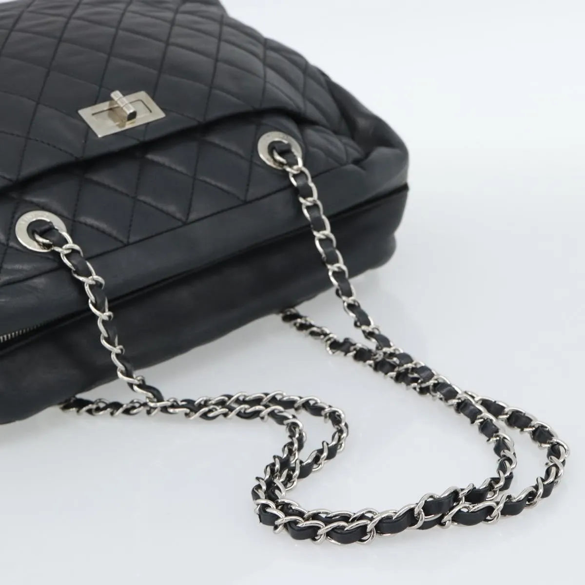 Chanel Reissue 2.55 Tote Quilted Calfskin Black Leather Handbag (Pre-Owned)
